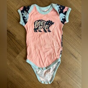 🌺10/$20 Baby Bear One-Piece Bodysuit
